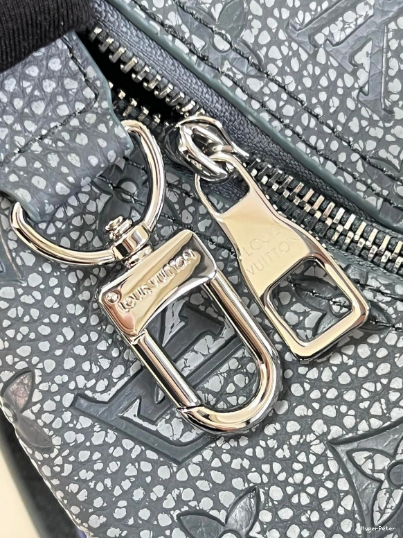 VUITTON PM CRUISER HOBO LOUIS 0711